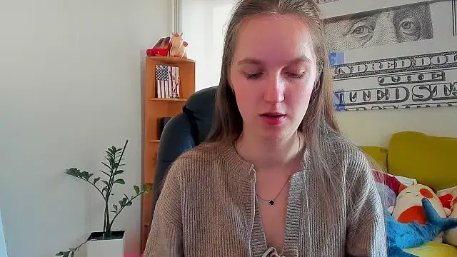 Snapshot of Nessi-Morris chatting on 02-23-26, 09:39 Nessi-Morris online show from 02-23-26, 09:39