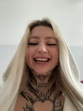 Snapshot of Chiibi chatting on 03-01-26, 10:17 Chiibi online show from 03-01-26, 10:17