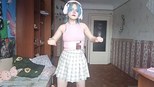 Snapshot of KathernSaulters chatting on 02-17-26, 06:21 KathernSaulters online show from 02-17-26, 06:21