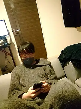 Snapshot of nagi000_go chatting on 03-01-26, 11:12 nagi000 go online show from 03-01-26, 11:12