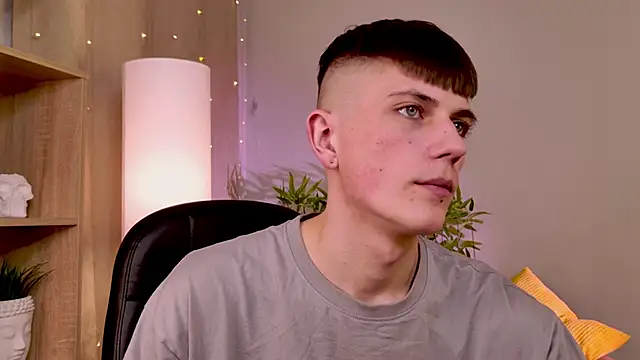 Snapshot of Rony_Joy chatting on 02-16-26, 07:21 Rony Joy online show from 02-16-26, 07:21