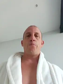 Snapshot of superhotpapi chatting on 02-26-26, 06:29 superhotpapi online show from 02-26-26, 06:29