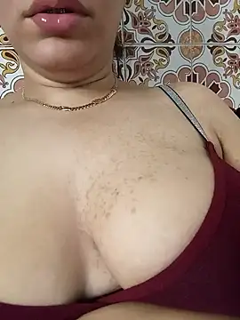 Snapshot of kamilia_sexyy chatting on 02-10-26, 09:52 kamilia sexyy online show from 02-10-26, 09:52