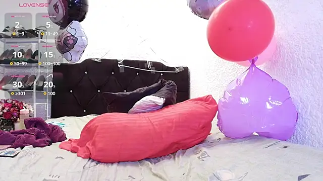 Isabelle Sara online show from 03-03-26, 07:53