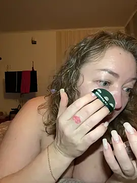 Snapshot of BBBWOOW chatting on 02-09-26, 11:53 BBBWOOW online show from 02-09-26, 11:53