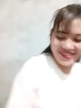 Snapshot of Anna_516 chatting on 02-15-26, 01:02 Anna 516 online show from 02-15-26, 01:02