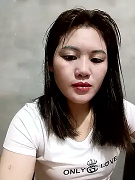 Snapshot of Anna_516 chatting on 02-25-26, 12:09 Anna 516 online show from 02-25-26, 12:09