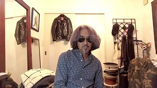 Snapshot of MtaS1 chatting on 02-12-26, 05:46 MtaS1 online show from 02-12-26, 05:46