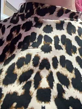 Maaddy LS online show from 02-15-26, 07:43