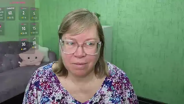 Emma Eclipsee online show from 02-05-26, 09:14