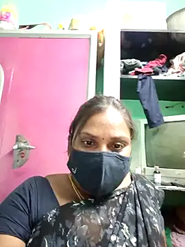 Snapshot of Tamil_Hot_Nisha chatting on 02-08-26, 04:54 Tamil Hot Nisha online show from 02-08-26, 04:54