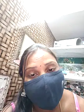 Snapshot of Tamil_Hot_Nisha chatting on 02-09-26, 04:33 Tamil Hot Nisha online show from 02-09-26, 04:33