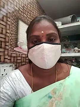 Snapshot of Tamil_Hot_Nisha chatting on 02-12-26, 05:46 Tamil Hot Nisha online show from 02-12-26, 05:46