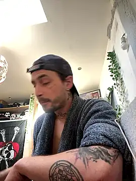 Piratee666 online show from 03-09-26, 07:56