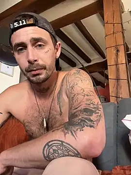 Piratee666 online show from 07-02-26, 06:41