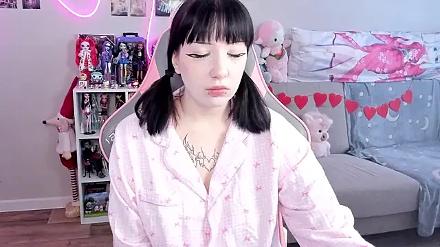 MollysLand online show from 02-26-26, 08:35