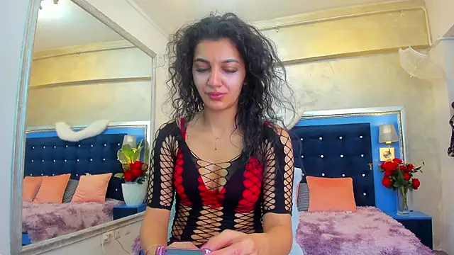 YasmineDelight online show from 02-06-26, 08:18