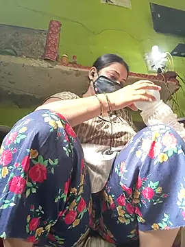 06Rozi online show from 04-12-26, 03:22