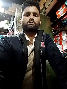 Snapshot of sos-boy chatting on 02-15-26, 01:20 sos-boy online show from 02-15-26, 01:20