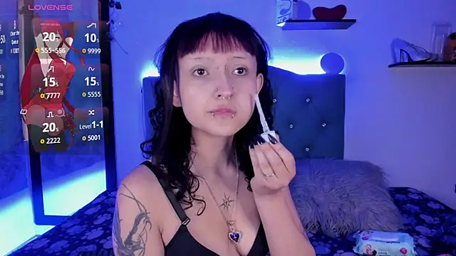 Snapshot of Gemma_honey chatting on 06-18-26, 02:10 Gemma honey online show from 06-18-26, 02:10
