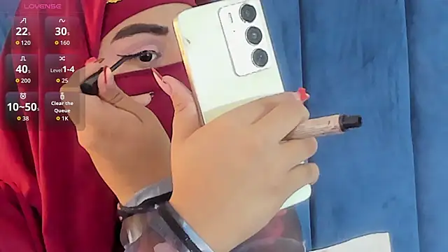 fatimarab   online show from 04-07-26, 03:29