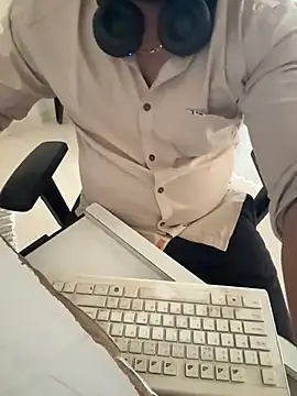 Snapshot of Rah0091 chatting on 02-23-26, 08:01 Rah0091 online show from 02-23-26, 08:01