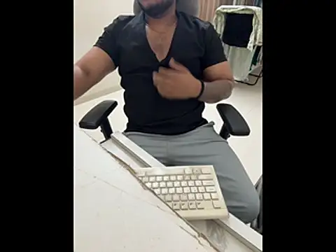 Snapshot of Rah0091 chatting on 02-25-26, 06:50 Rah0091 online show from 02-25-26, 06:50