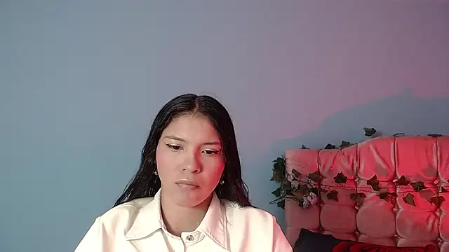 Snapshot of amber_miller18 chatting on 02-15-26, 02:47 amber miller18 online show from 02-15-26, 02:47