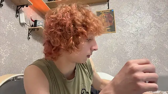 Snapshot of Fred_bucks chatting on 02-15-26, 02:25 Fred bucks online show from 02-15-26, 02:25