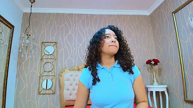 Snapshot of meganrousx chatting on 02-17-26, 11:40 meganrousx online show from 02-17-26, 11:40