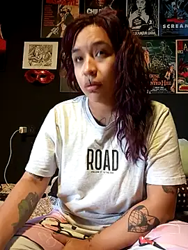 Snapshot of GingerLara chatting on 02-13-26, 02:57 GingerLara online show from 02-13-26, 02:57