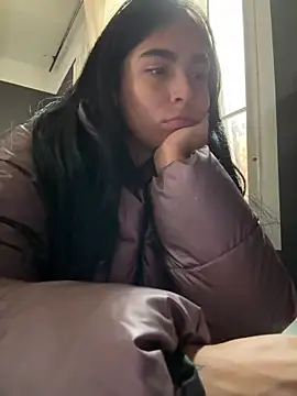 Snapshot of Sara_Fernandez_ chatting on 02-11-26, 01:27 Sara Fernandez online show from 02-11-26, 01:27