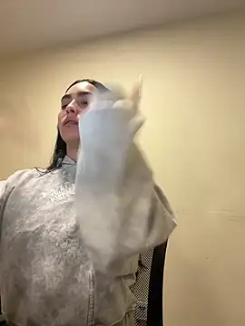 Sara Fernandez  online show from 03-31-26, 02:06