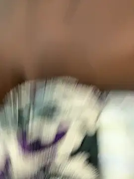 Snapshot of tai011 chatting on 02-10-26, 01:04 tai011 online show from 02-10-26, 01:04