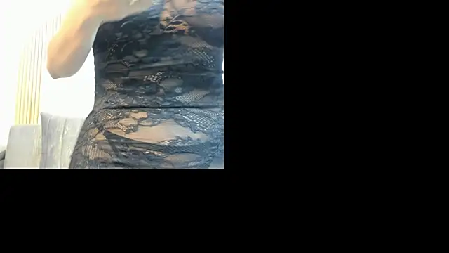 Snapshot of violet_scott_ chatting on 02-17-26, 10:45 violet scott online show from 02-17-26, 10:45