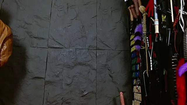 Ariaoficial online show from 02-21-26, 07:53