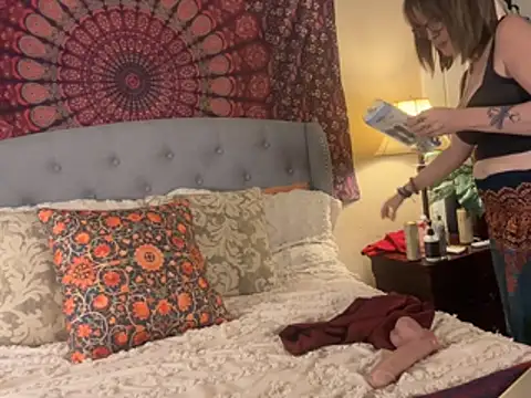 BrookiesLife online show from 04-15-26, 02:29