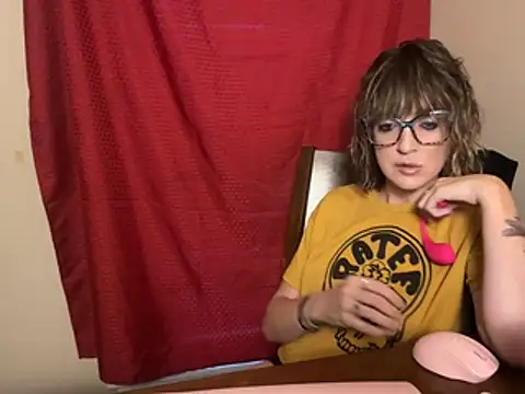 Snapshot of BrookiesLife chatting on 06-08-26, 12:58 BrookiesLife online show from 06-08-26, 12:58