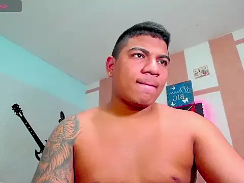 Snapshot of BradKamil chatting on 02-12-26, 03:23 BradKamil online show from 02-12-26, 03:23