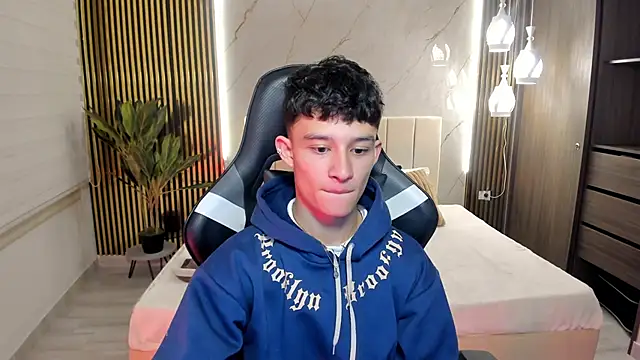 Snapshot of Patrick_Howland_ chatting on 02-09-26, 03:32 Patrick Howland online show from 02-09-26, 03:32