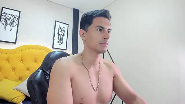 Snapshot of Mike_Conors chatting on 02-28-26, 02:23 Mike Conors online show from 02-28-26, 02:23