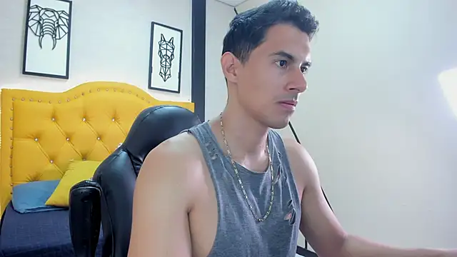 Snapshot of Mike_Conors chatting on 03-03-26, 01:45 Mike Conors online show from 03-03-26, 01:45