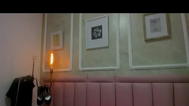Snapshot of Raven_love chatting on 05-04-26, 04:36 Raven love online show from 05-04-26, 04:36