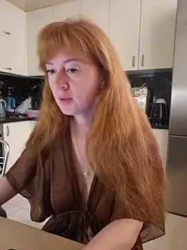 LanaBananaa  online show from 05-17-26, 04:32