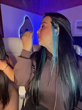 Annie Alicee online show from 04-07-26, 03:12