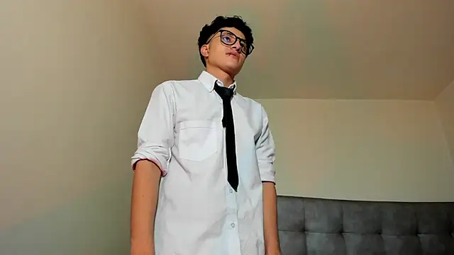 Adonibaskerville4 online show from 04-13-26, 02:22