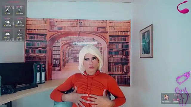 Gata Salvaje   online show from 02-05-26, 03:22