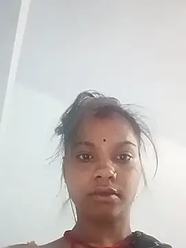 Snapshot of Cut_ikina chatting on 07-31-26, 09:14 Cut ikina online show from 07-31-26, 09:14