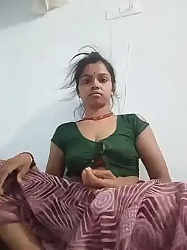 Snapshot of Cut_ikina chatting on 08-01-26, 10:52 Cut ikina online show from 08-01-26, 10:52