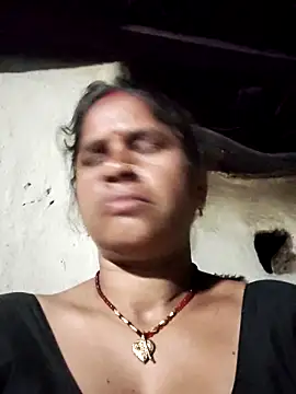 Snapshot of Hot_kiran4 chatting on 02-05-26, 10:14 Hot kiran4 online show from 02-05-26, 10:14